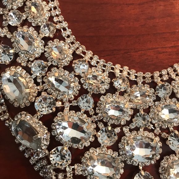 Gorgeous dazzling necklace - Picture 2 of 2